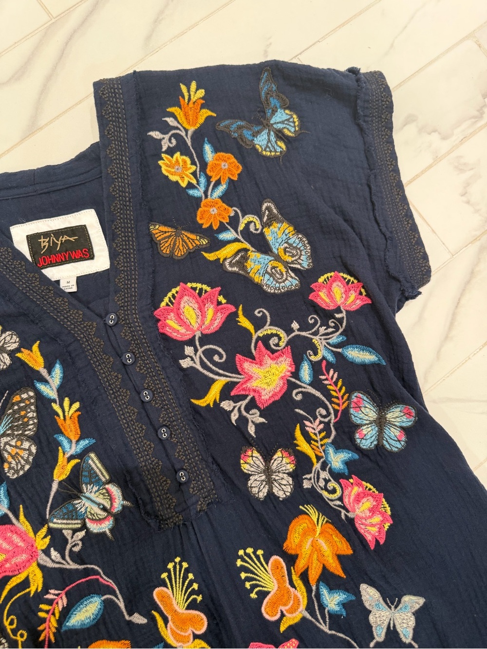 Johnny Was Biya Navy Embroidered Butterfly Floral Tunic Dress Medium - Picture 7 of 13